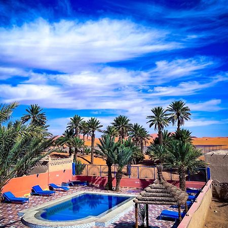 Riad Les Roches Merzouga Bagian luar foto