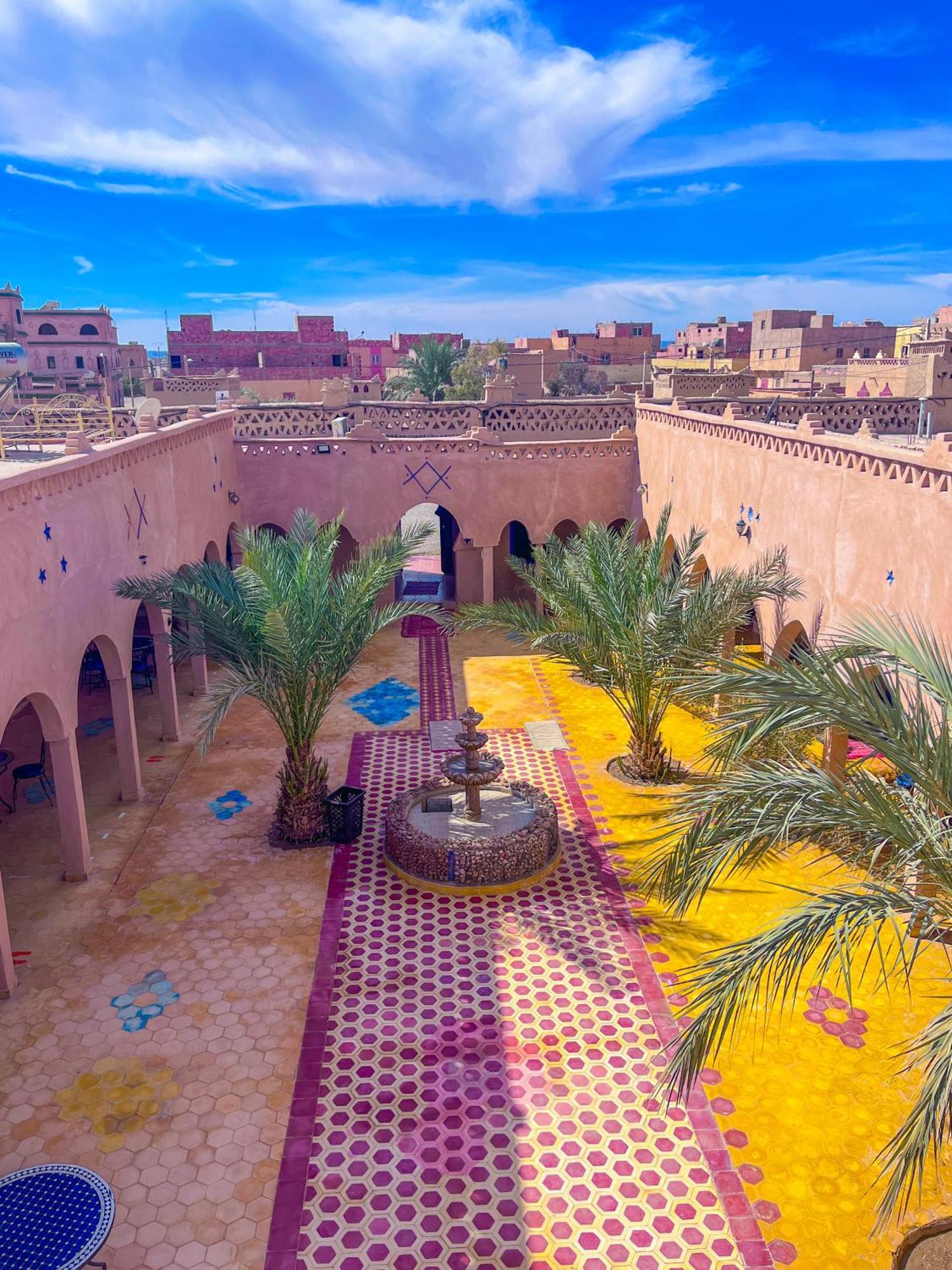 Riad Les Roches Merzouga Bagian luar foto