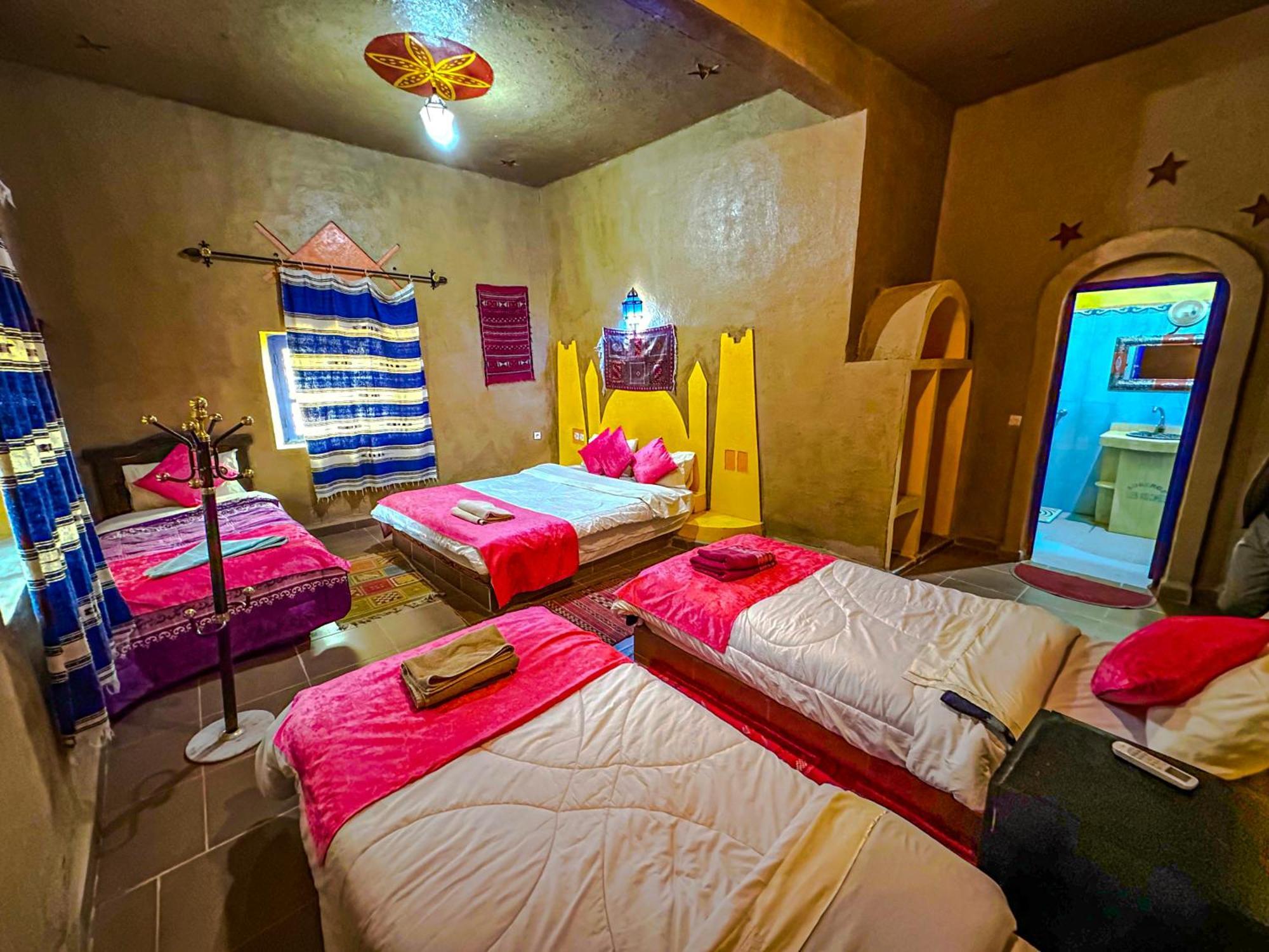 Riad Les Roches Merzouga Bagian luar foto
