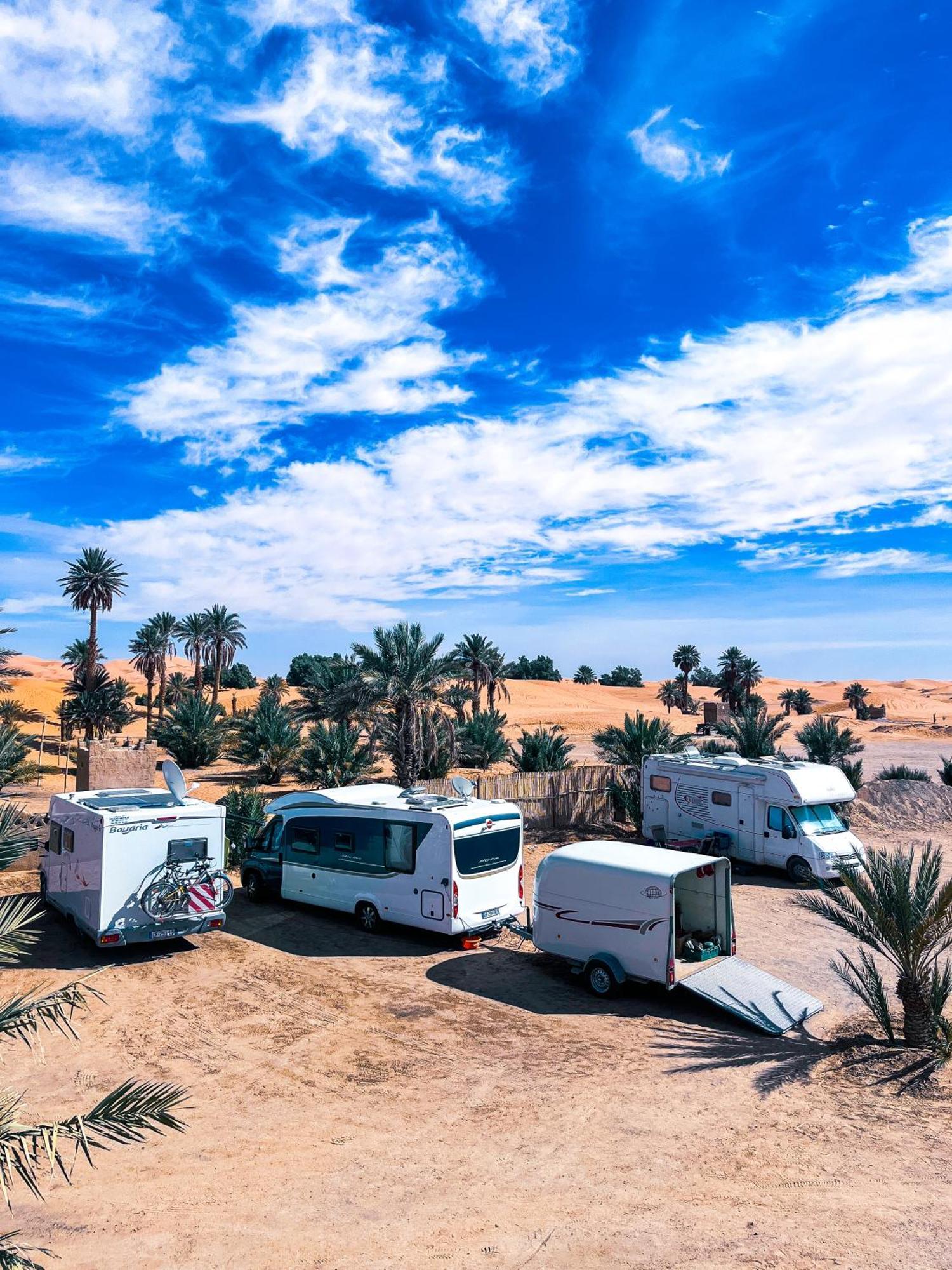 Riad Les Roches Merzouga Bagian luar foto