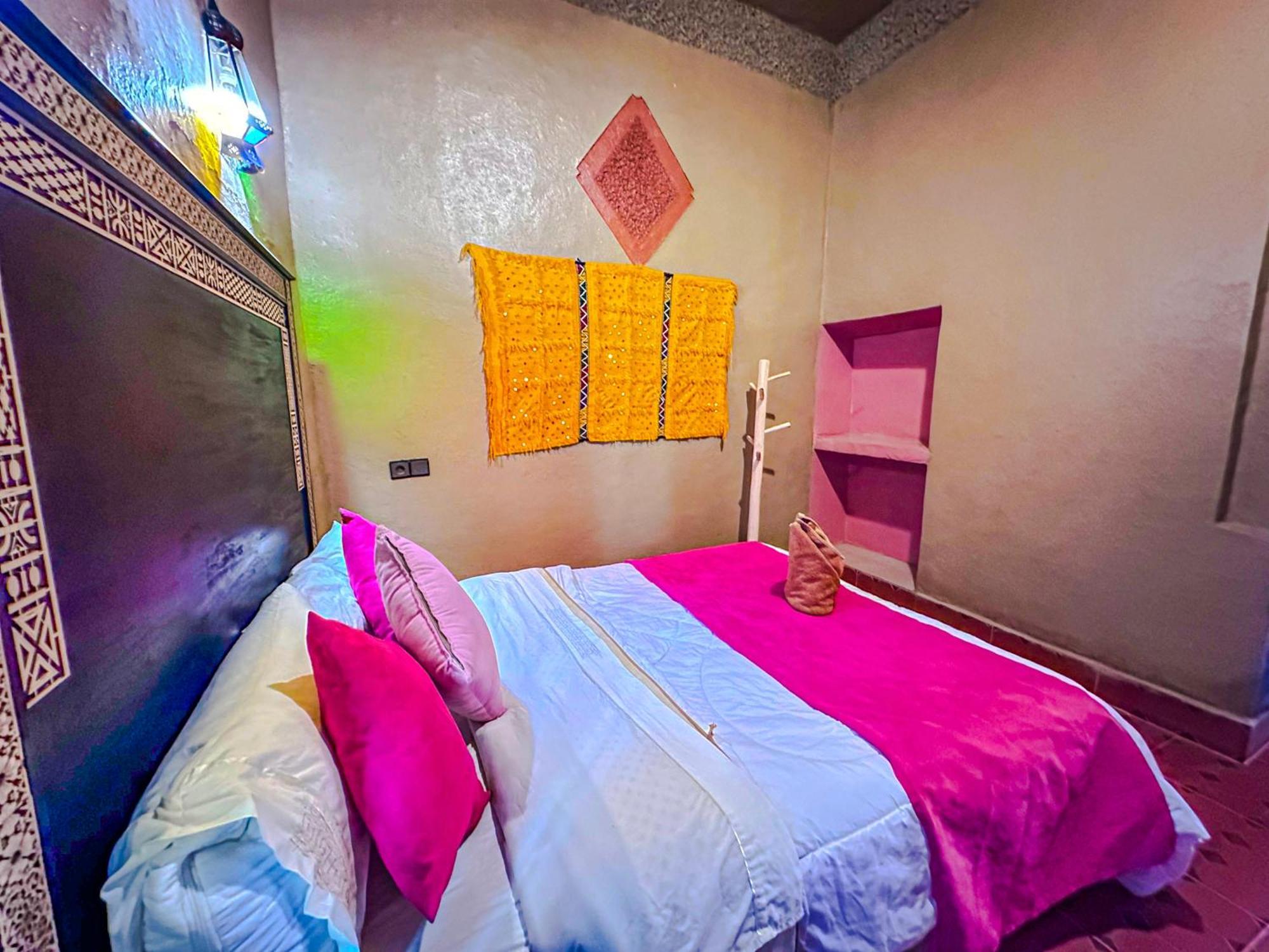 Riad Les Roches Merzouga Bagian luar foto