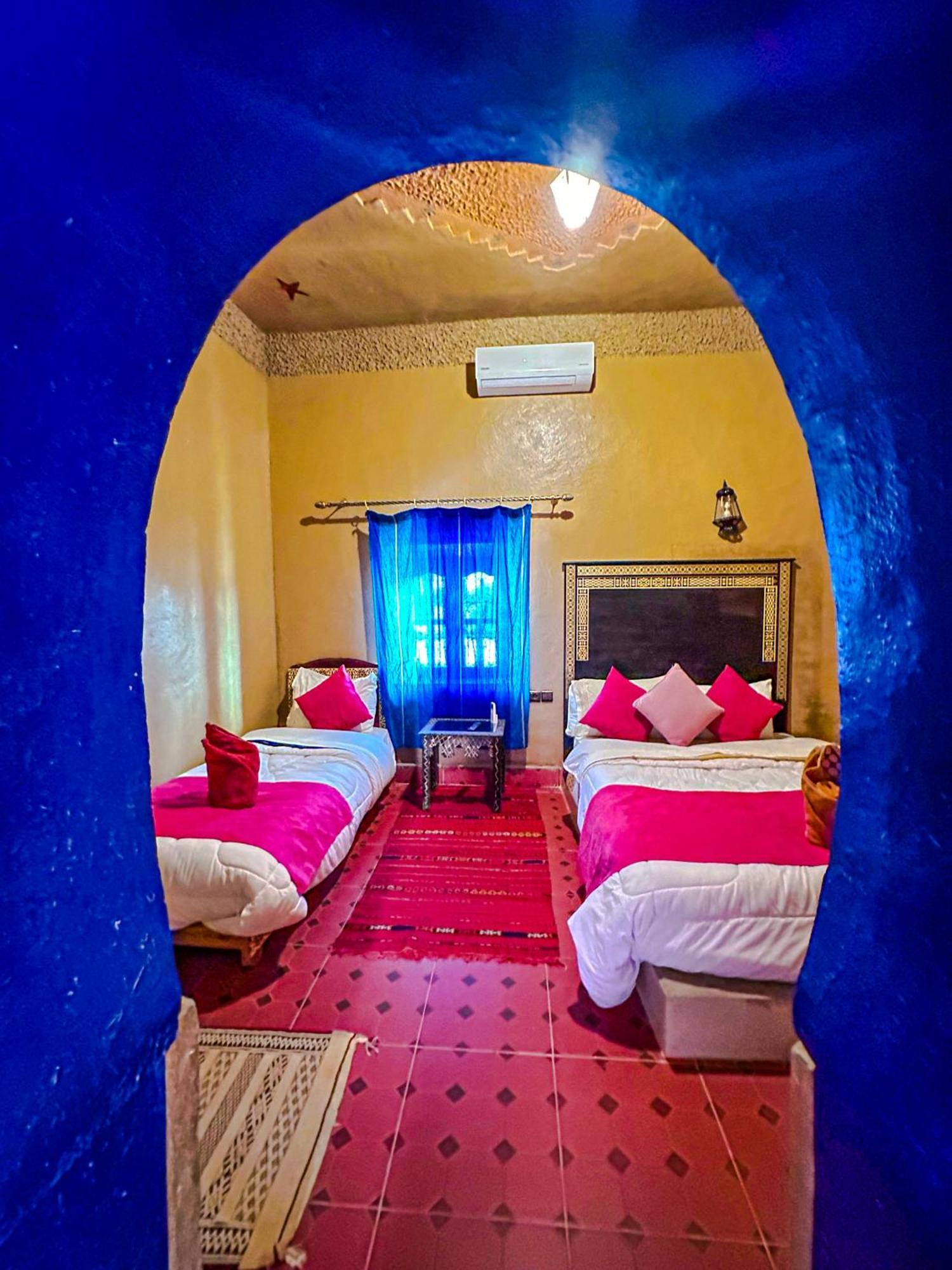 Riad Les Roches Merzouga Bagian luar foto