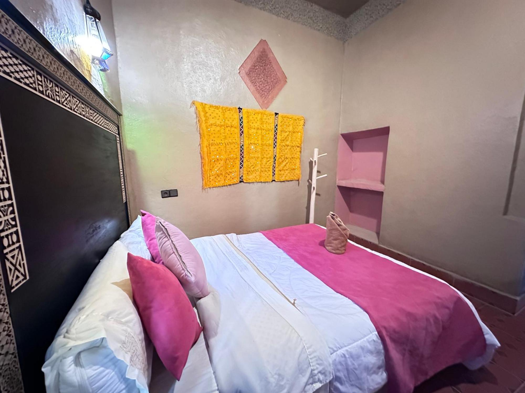 Riad Les Roches Merzouga Bagian luar foto