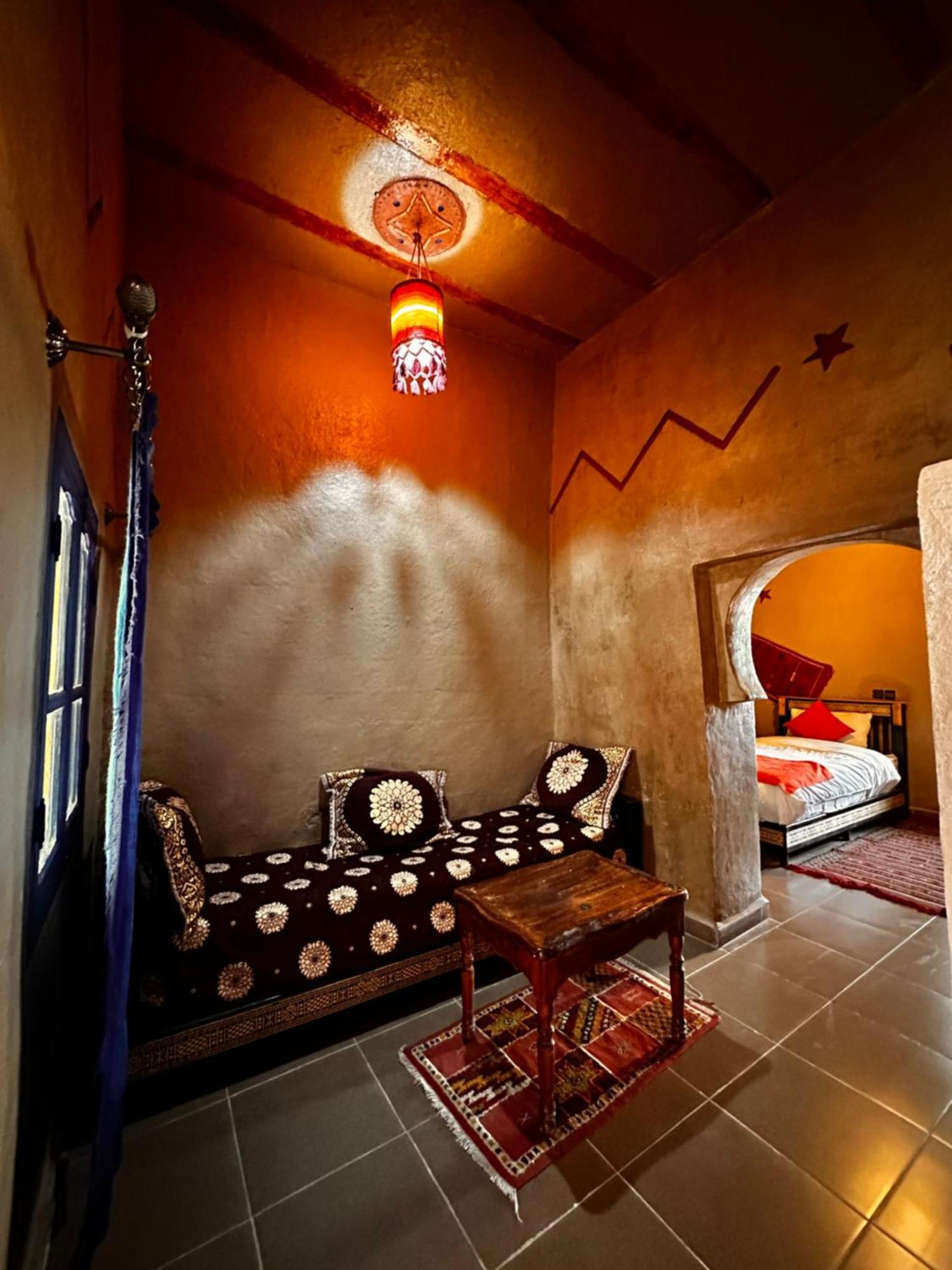 Riad Les Roches Merzouga Bagian luar foto